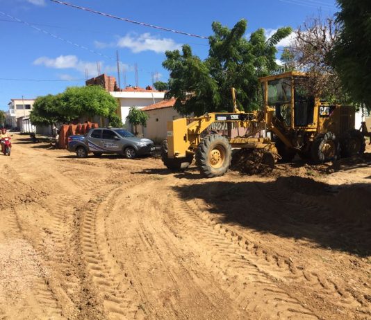 Prefeitura de São Bento conclui serviço de terraplanagem em quatro bairros e setores da zona rural