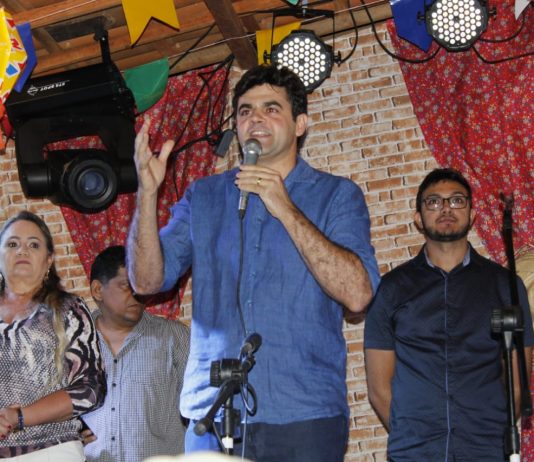 Prefeito Jaques participa da abertura do Arraia Balançando a Rede e anuncia Expo Têxtil 2018