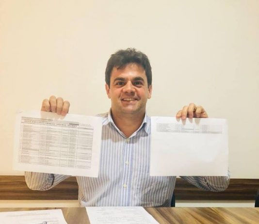 Prefeito de São Bento assina contratos para construção de 47 casas populares