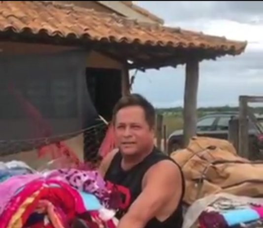 Cantor Leonardo divulga vídeo e mostra produtos artesanais fabricados em São Bento, na PB