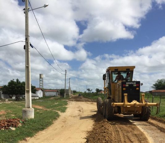 Prefeitura de São Bento inicia trabalho de recuperação de estradas vicinais