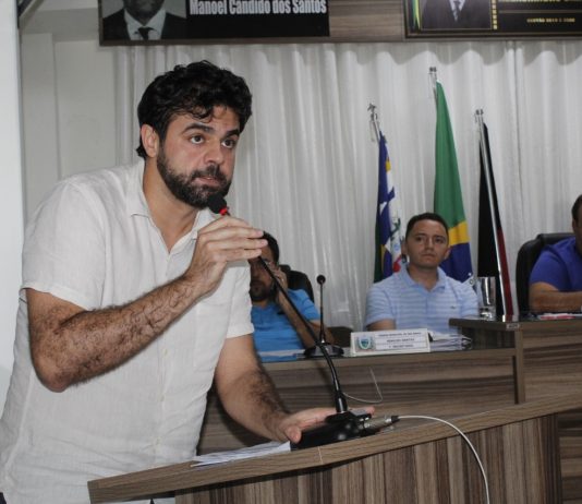 Prefeito de São Bento debate Projeto que trata da gratuidade de transporte para Universitários