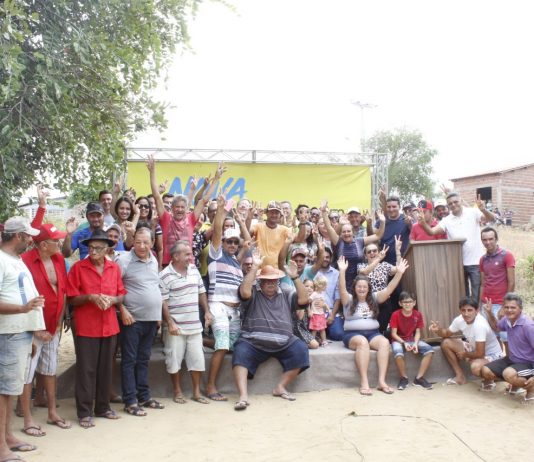 Prefeito Jarques Lúcio assina ordem de serviço para construção de passagem molhada no Sítio Cosmos