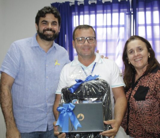 Modernização: Prefeitura de São Bento entrega 98 tablets para servidores ACS e ACE