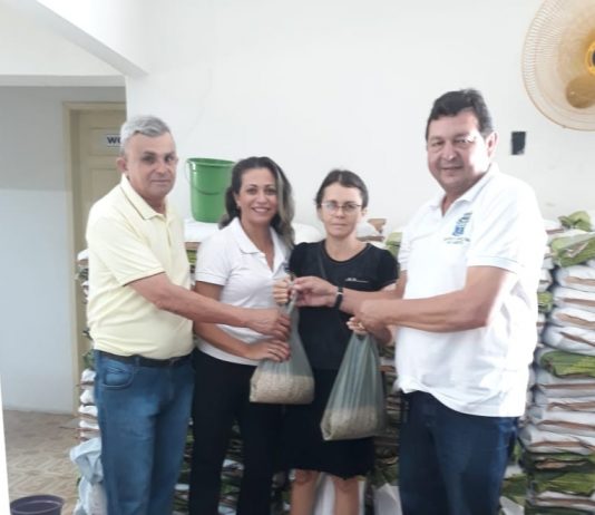 Prefeitura de São Bento começa distribuição de mais de duas toneladas de sementes com agricultores cadastrados no Garantia Safra
