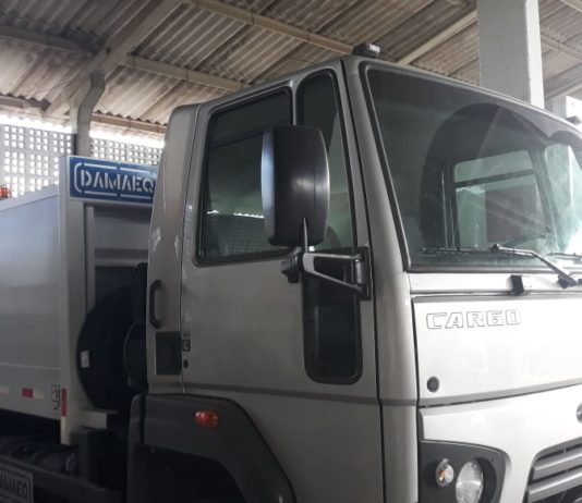 Com aquisição de Caminhão Compactador, Prefeitura de São Bento chega a 40 veículos só na atual gestão