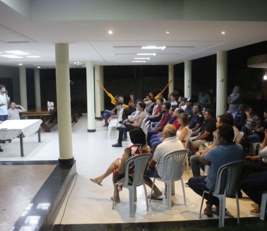 Prefeito Jarques Lúcio se reúne com Adriano e Murilo Galdino e empresários de São Bento em debate sobre o Regime Tributário Especial para os atacadistas do município