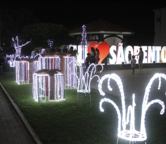 Prefeitura de São Bento abre, oficialmente, o Natal Iluminado 2022