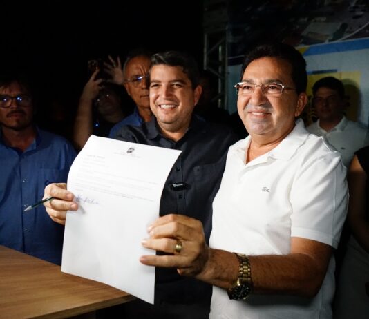 Prefeito de São Bento assina Ordem de Serviço pra construção do Novo Mercado Público do município